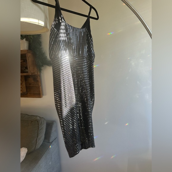 ASTR Black Square Sequence Midi Cocktail Dress - Picture 4 of 11